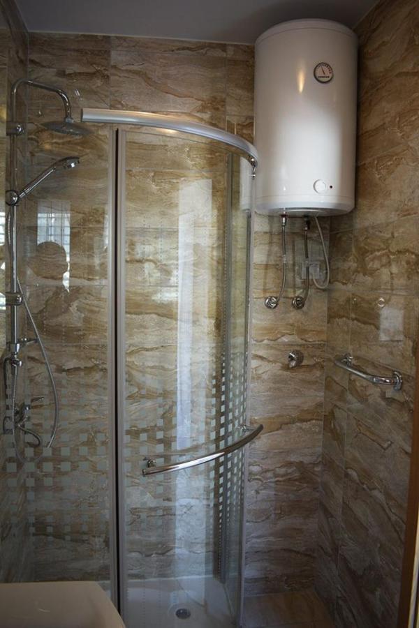 Apartmani Celjak Паг Экстерьер фото