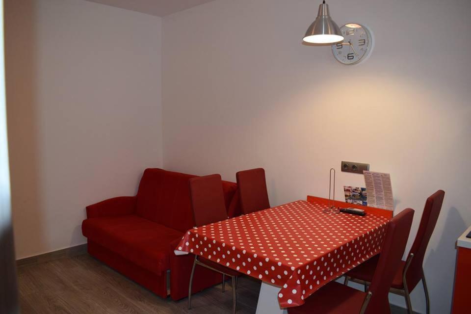 Apartmani Celjak Паг Экстерьер фото